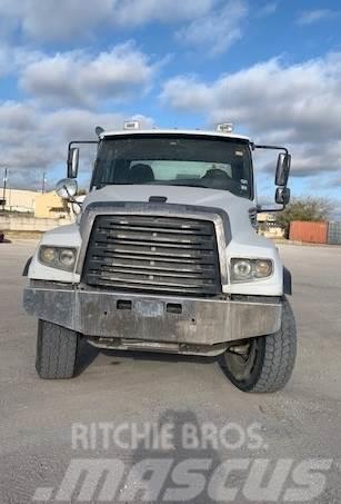 Freightliner 114SD Camiones de concreto