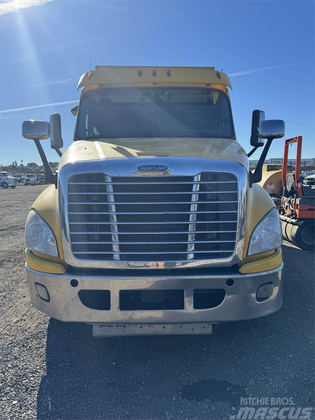 Freightliner Cascadia Bañeras basculantes usadas