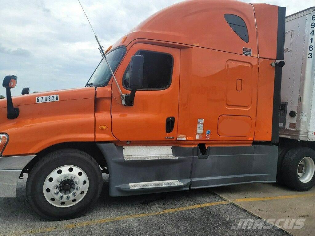 Freightliner Cascadia 125 Camiones tractor