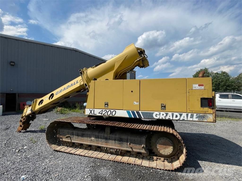 Gradall XL4200 Excavadoras sobre orugas