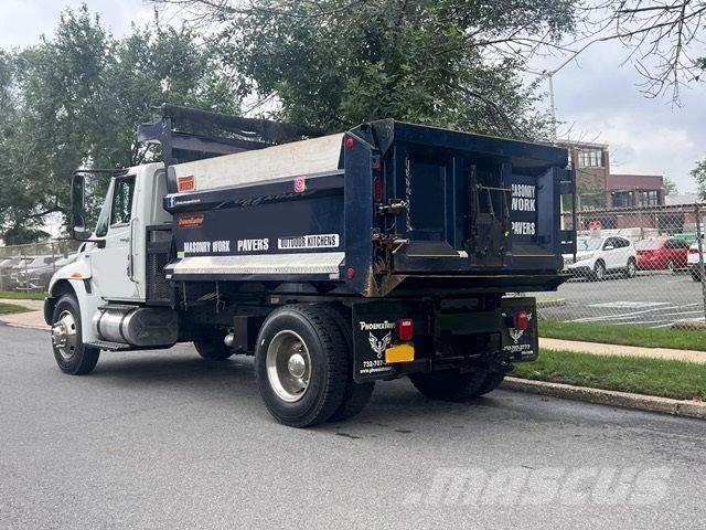 International Durastar 4300 Bañeras basculantes usadas