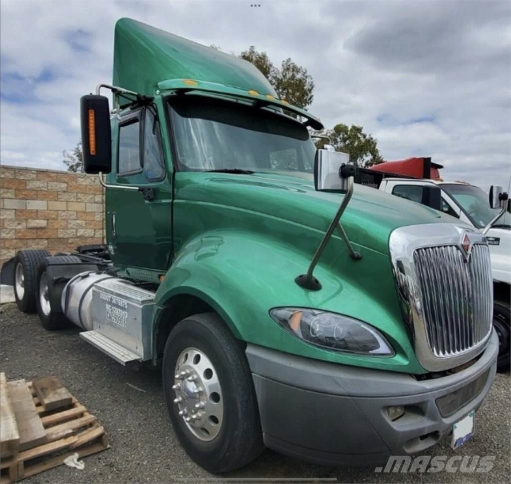 International ProStar Day Cab Camiones tractor