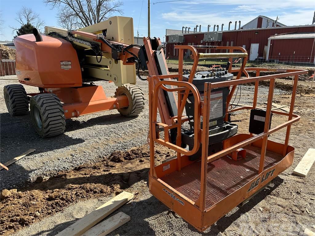 JLG 450AJ Plataformas con brazo de elevación manual