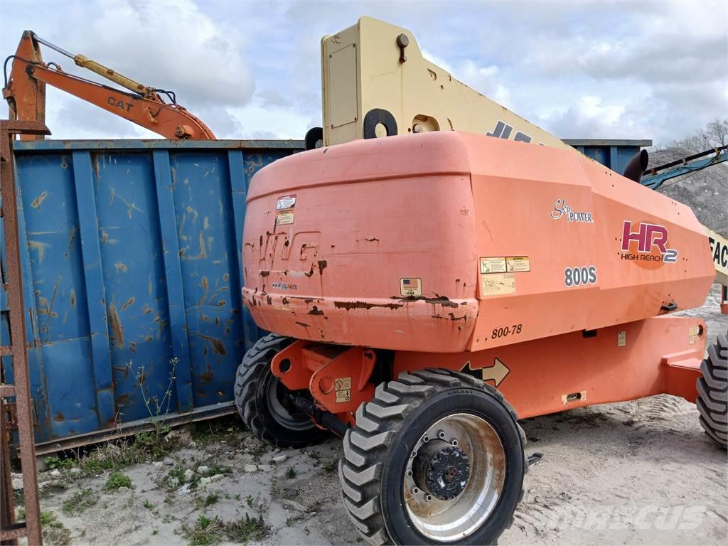 JLG 800S Plataformas con brazo de elevación manual