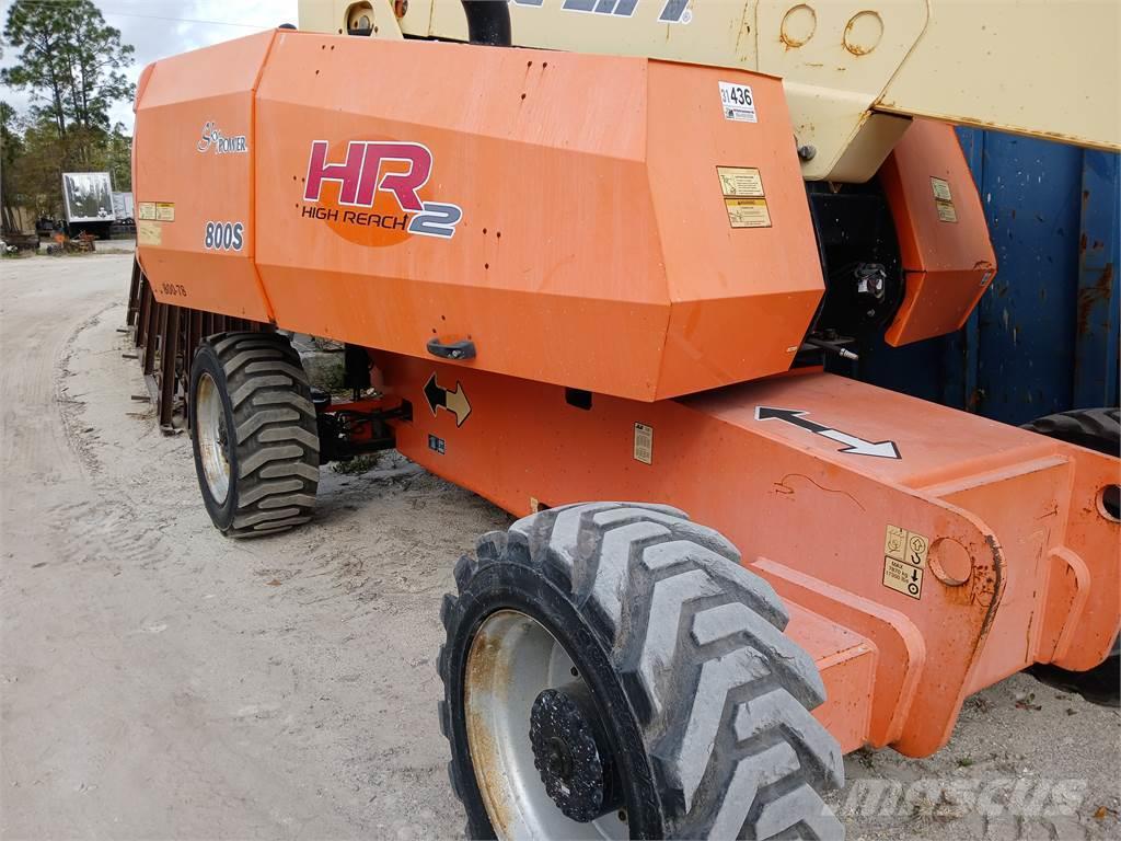 JLG 800S Plataformas con brazo de elevación manual