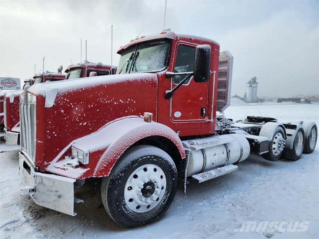 Kenworth T800 Camiones con chasís y cabina