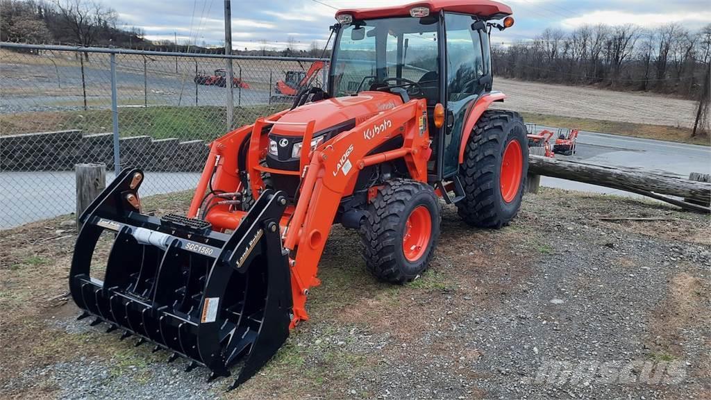 Kubota MX5400 Retrocargadoras