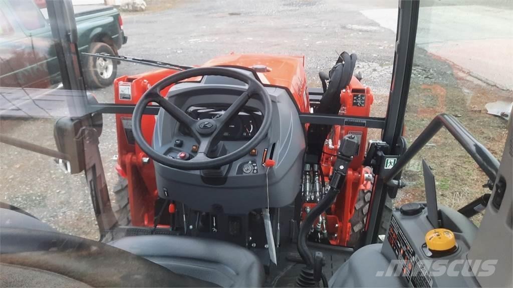 Kubota MX5400 Retrocargadoras