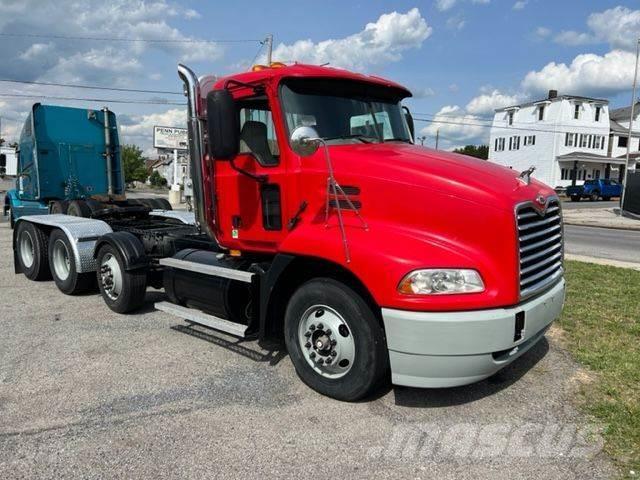 Mack 600CXN Camiones tractor