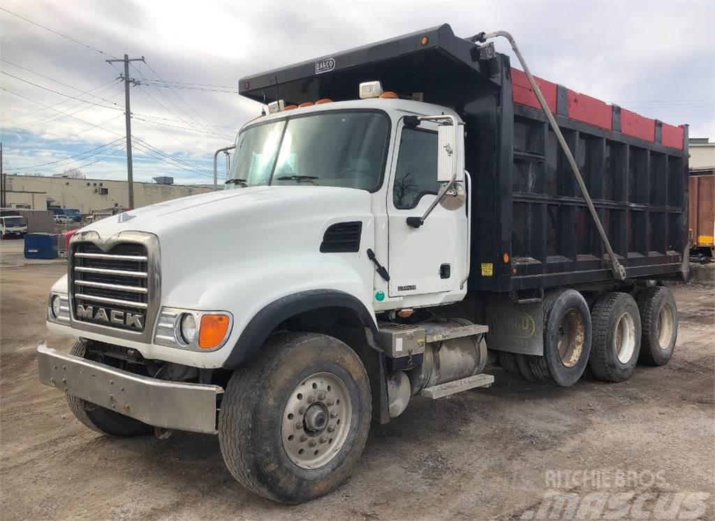 Mack CV713 Bañeras basculantes usadas