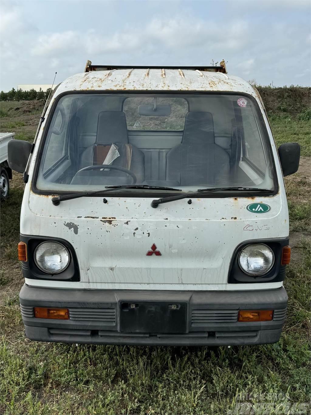 Mitsubishi Minicab Otros camiones