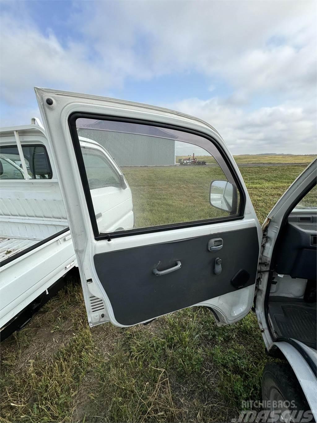 Mitsubishi Minicab Otros camiones