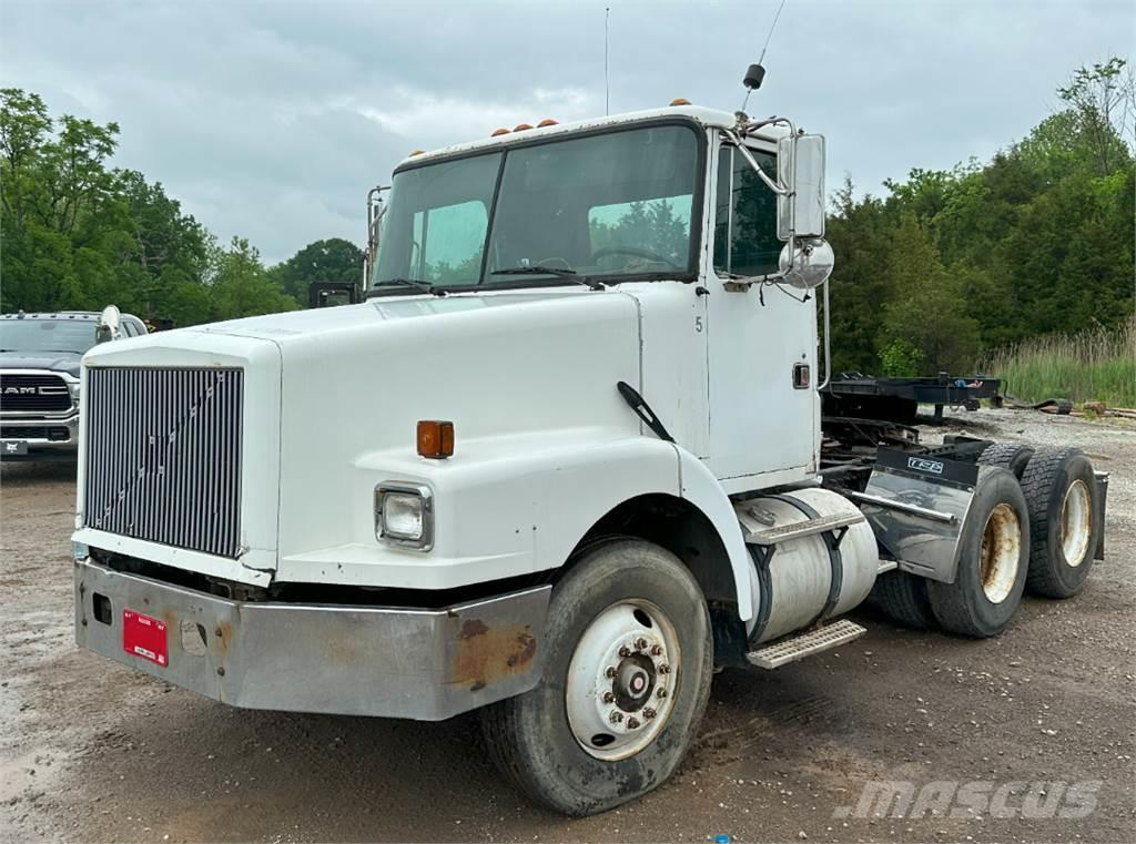 Volvo WG Camiones tractor