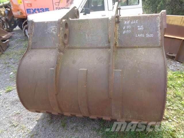  equipment - attachment for construction equipment  Otros