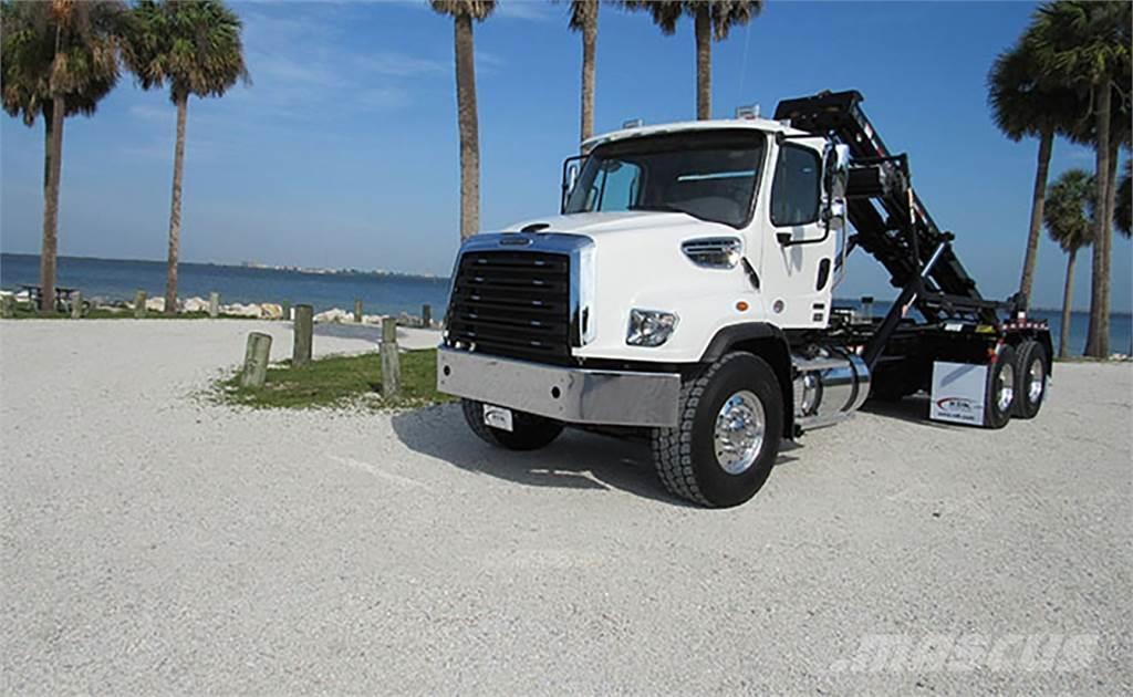 Freightliner 114SD Camiones desmontables