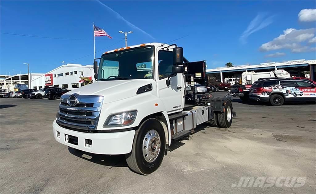 Hino 268 Camiones portacontenedores