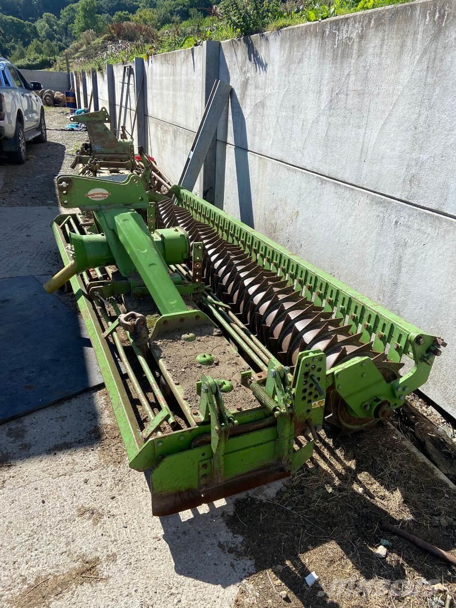 Dowdeswell  Gradas vibratorias / rotocultivadoras