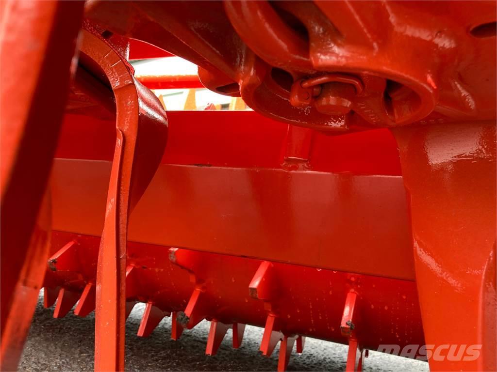 Kuhn HR3004 Gradas vibratorias / rotocultivadoras