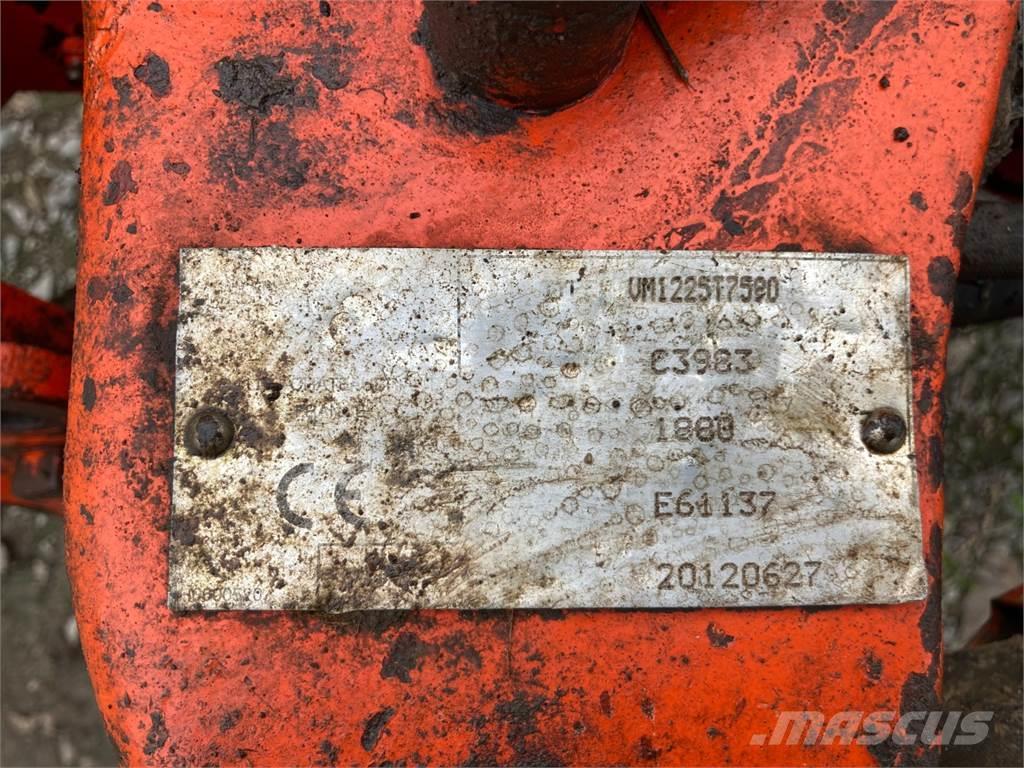 Kuhn VM122 Otras máquinas y aperos de labranza