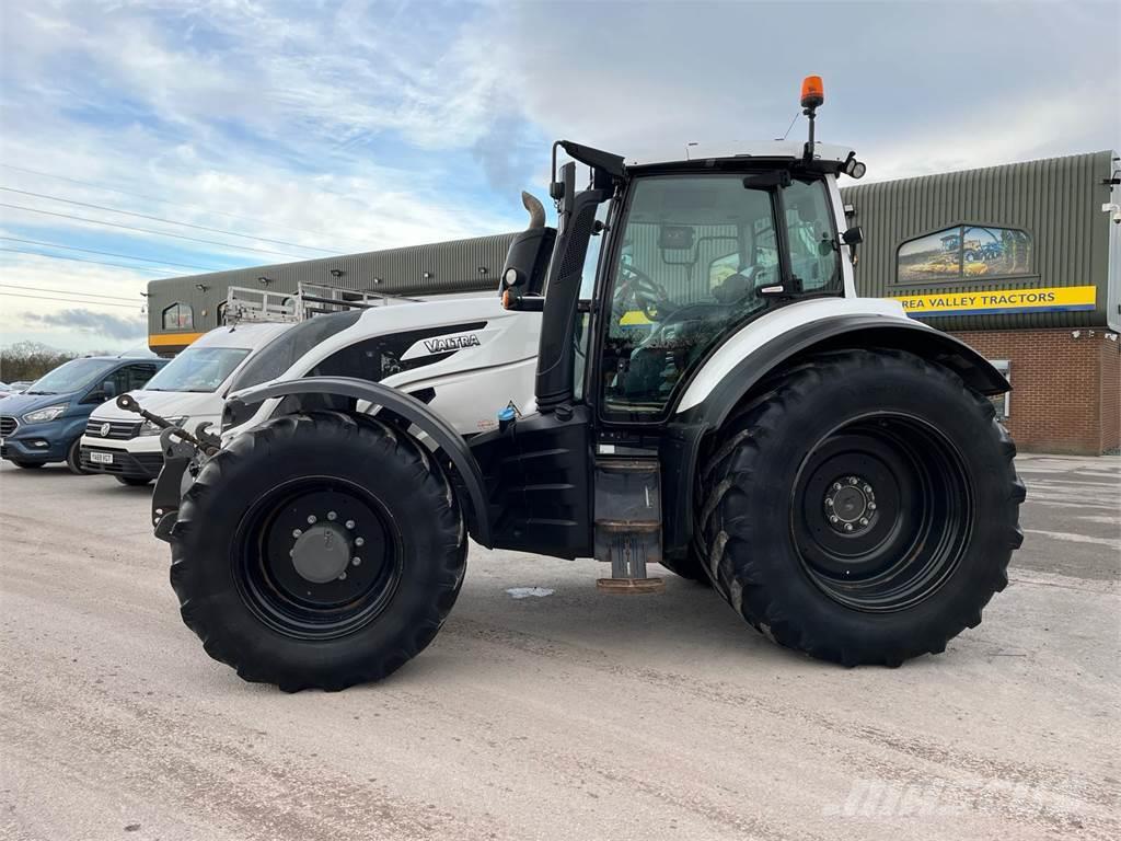 Valtra T234 Tractores