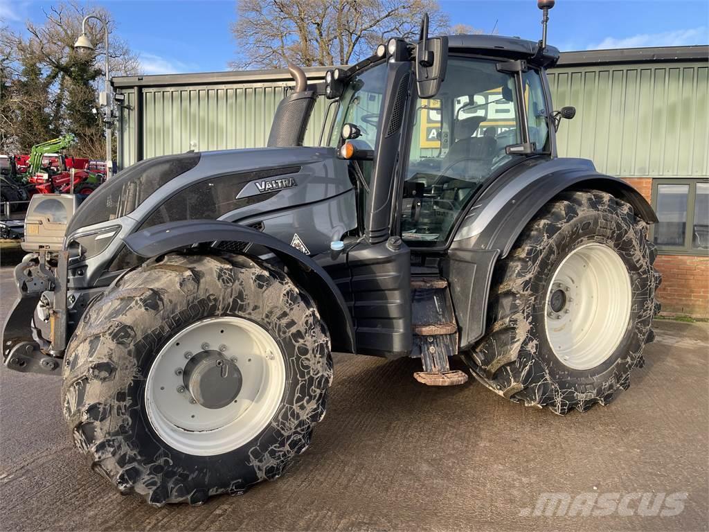 Valtra T234D Tractores