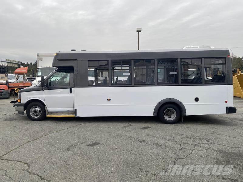 Chevrolet Express Minibuses