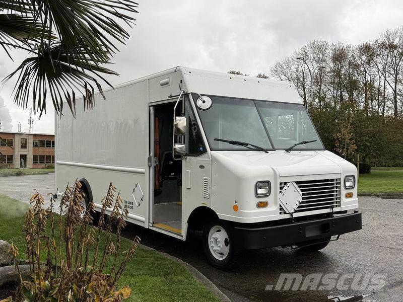 Ford Econoline Furgonetas cerradas