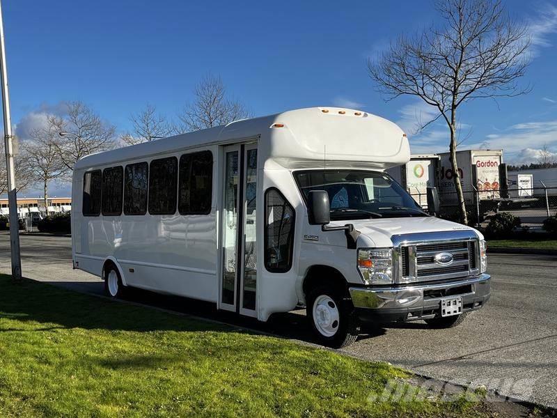 Ford Econoline Furgonetas cerradas