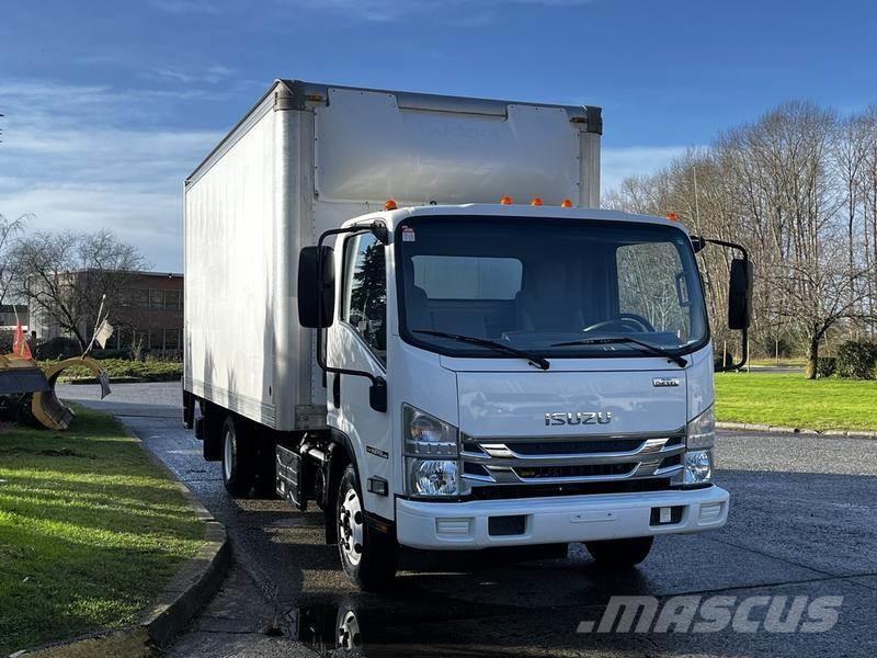 Isuzu NPR Camiones de cama baja