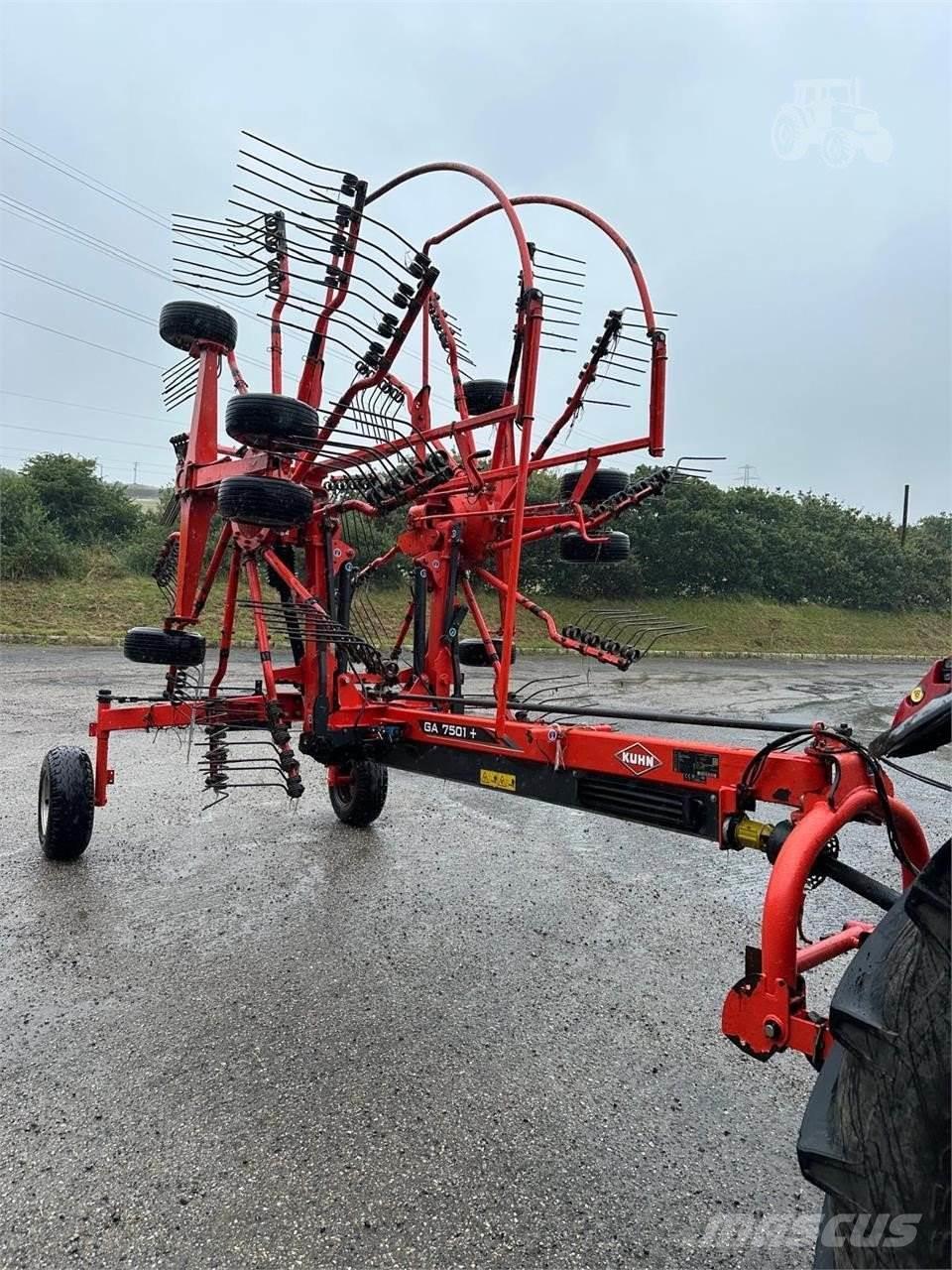 Kuhn GA7501+ Rastrilladoras y rastrilladoras giratorias