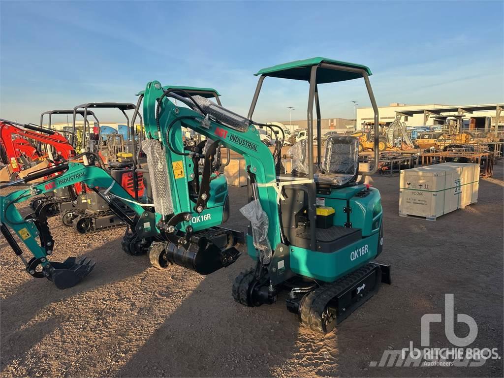 AGT QK16R Miniexcavadoras