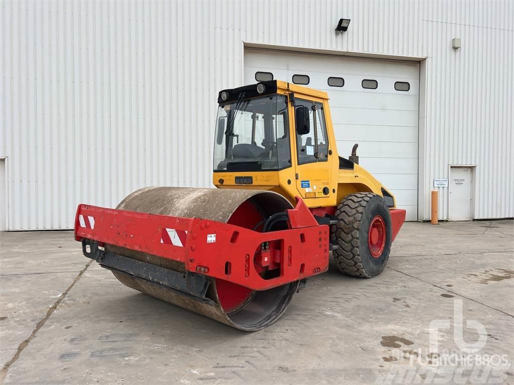 Bomag BW211D4 Compactadoras de suelo