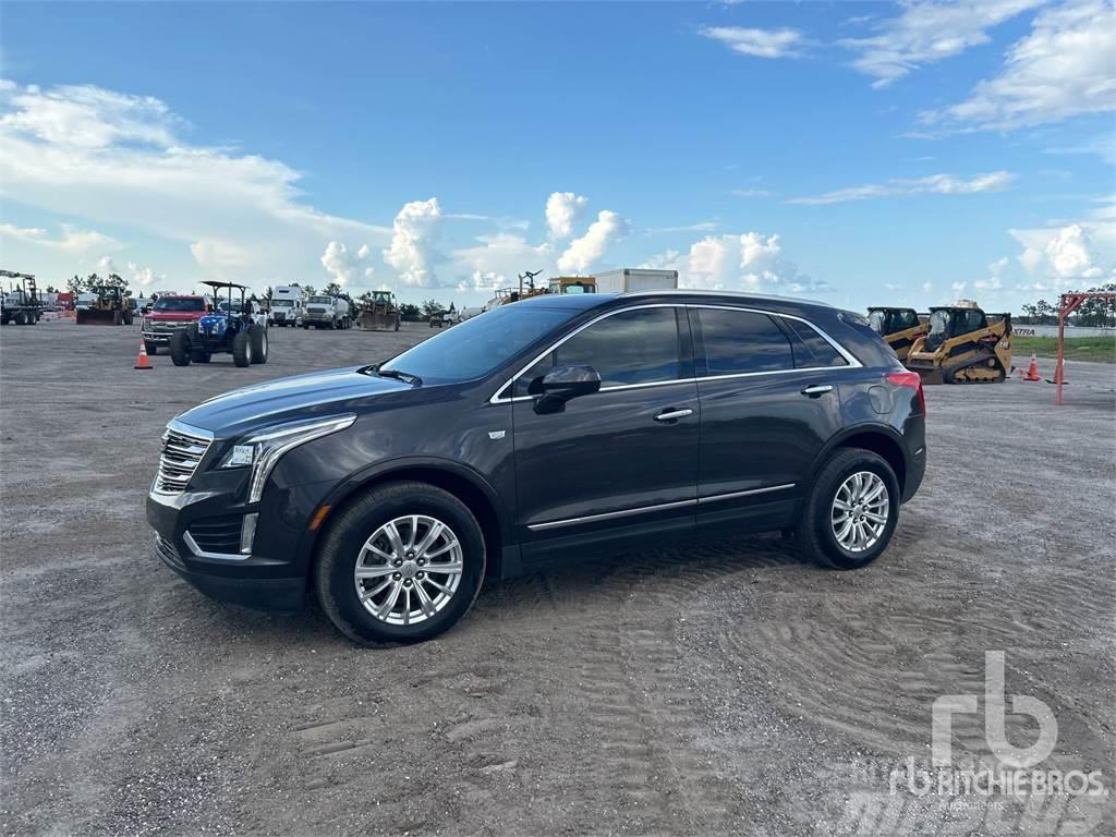 Cadillac XT5 Caja abierta/laterales abatibles