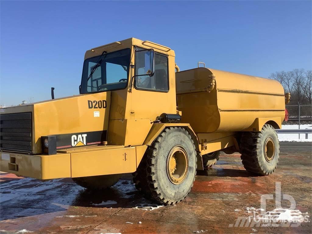 CAT D20 Camiones cisterna