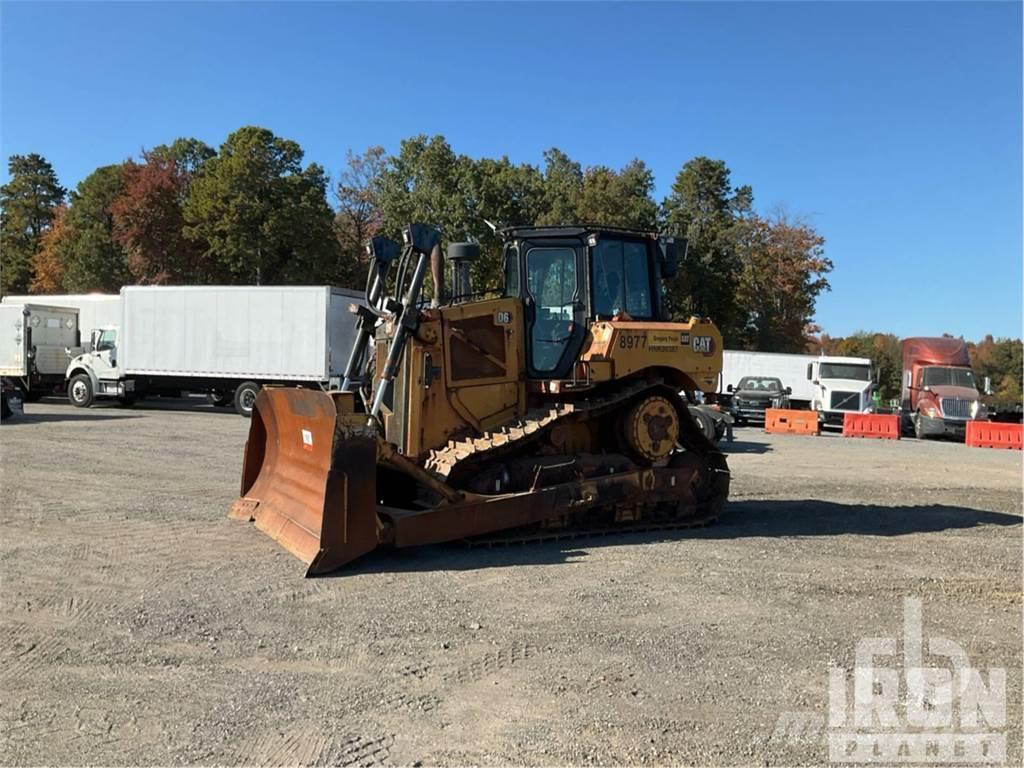 CAT D6 Buldozer sobre oruga