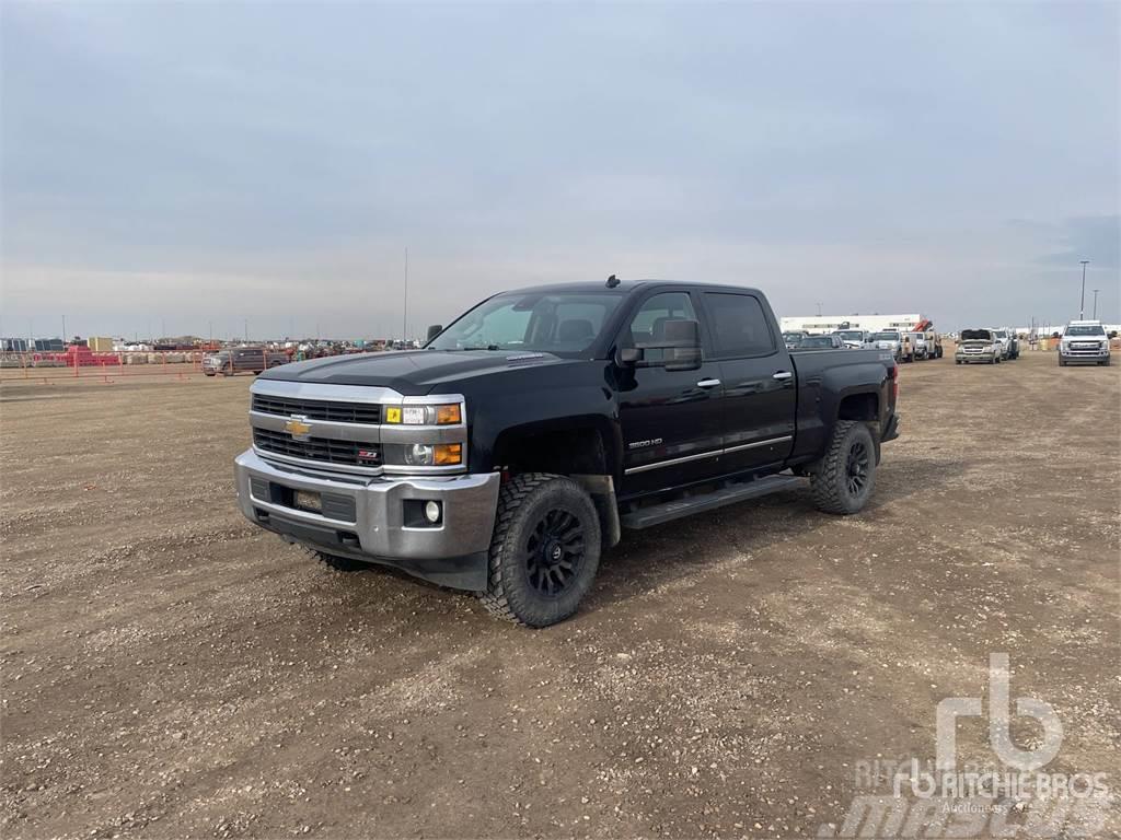 Chevrolet 3500 Caja abierta/laterales abatibles