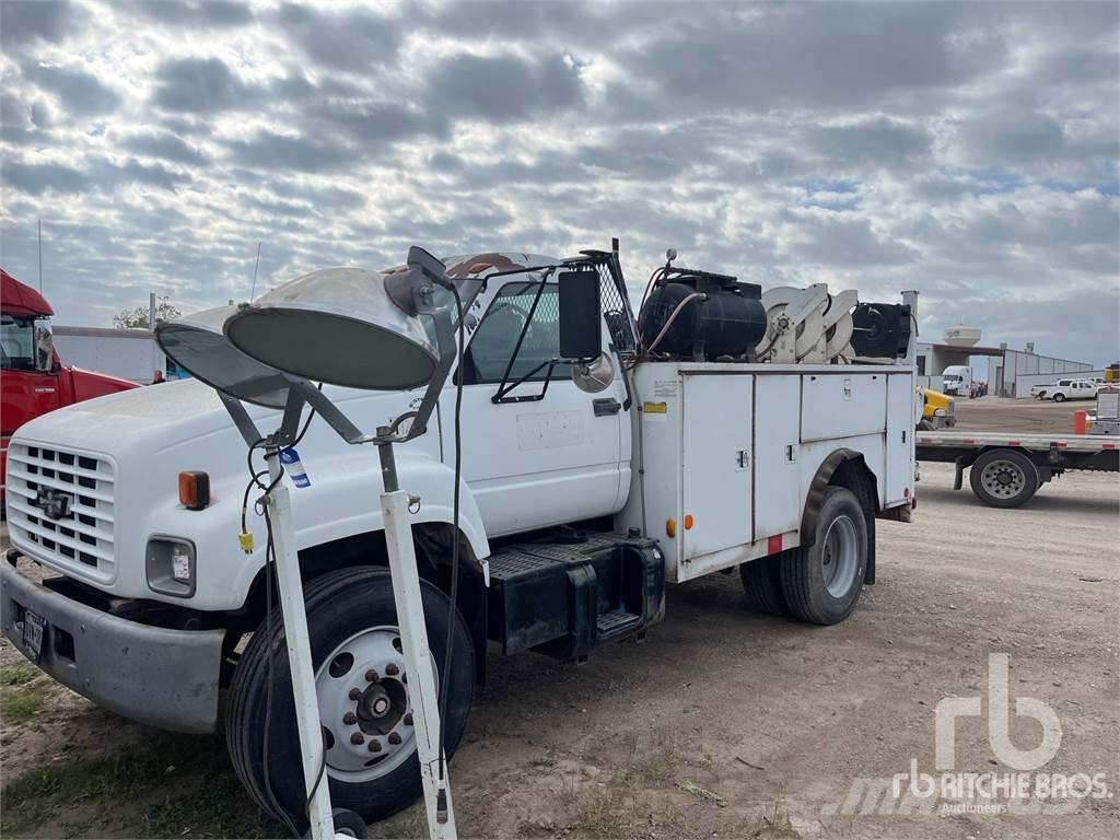 Chevrolet C7500 Caja abierta/laterales abatibles