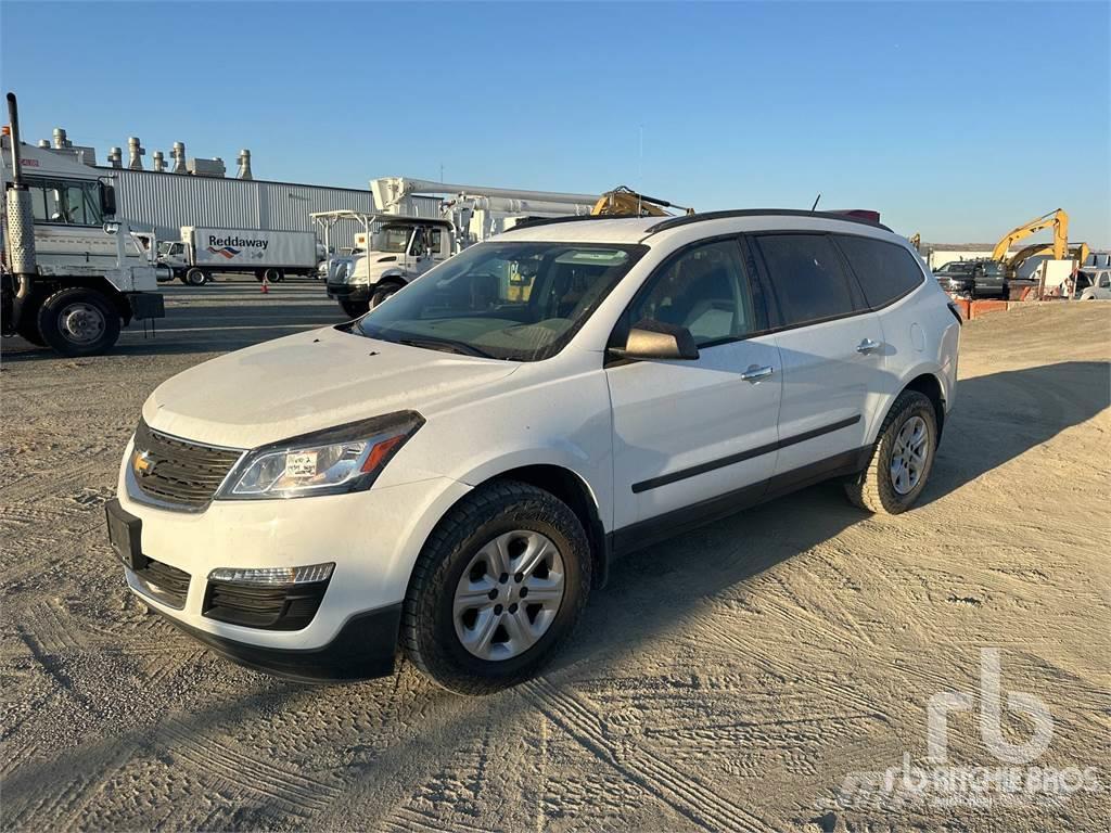 Chevrolet TRAVERSE Caja abierta/laterales abatibles