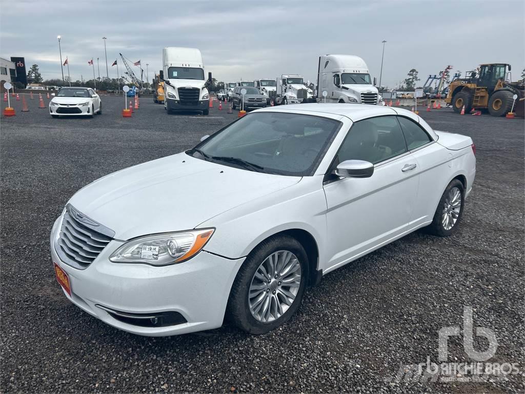 Chrysler 200 Carros