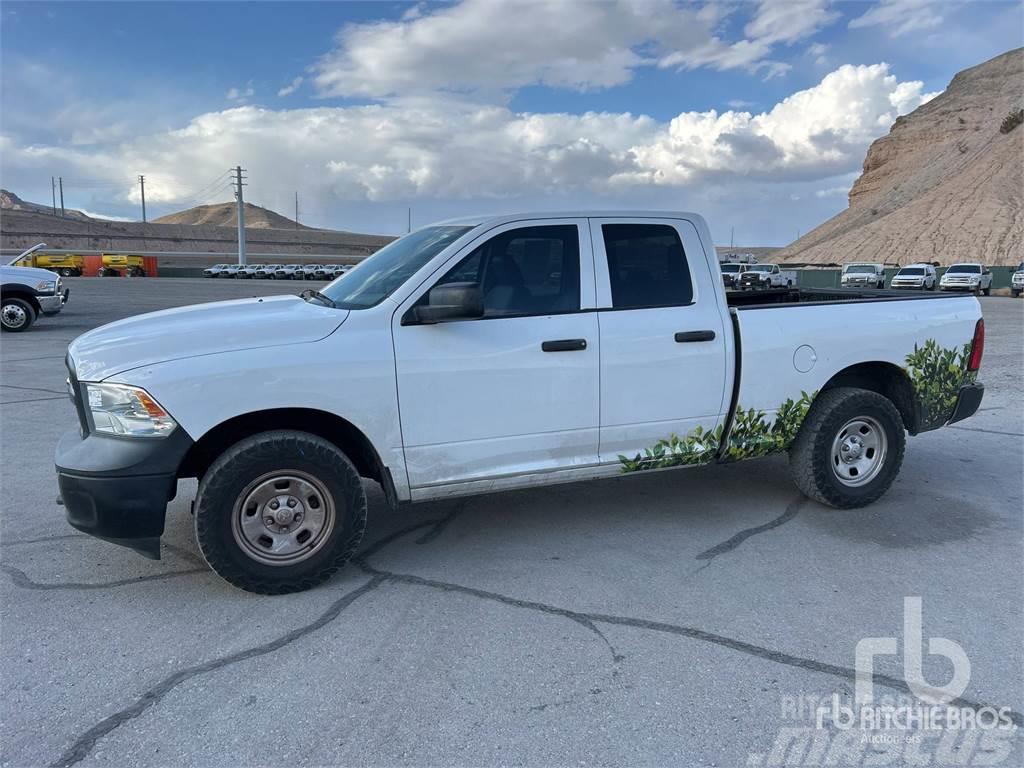 Dodge 1500 Caja abierta/laterales abatibles