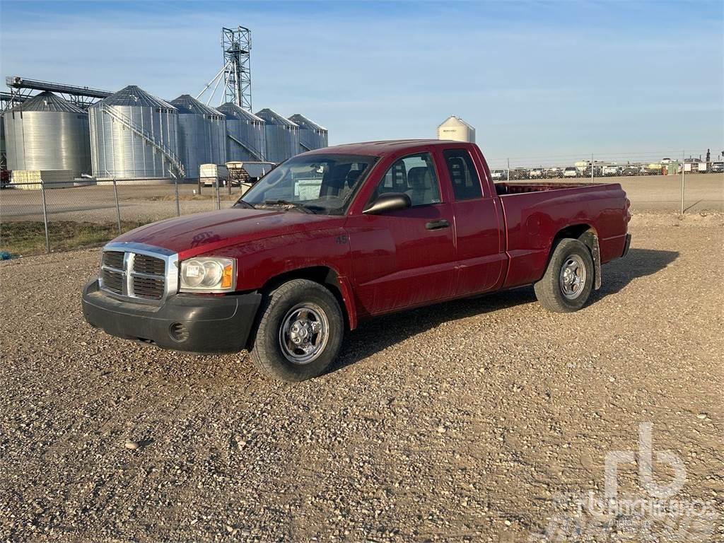 Dodge DAKOTA Caja abierta/laterales abatibles