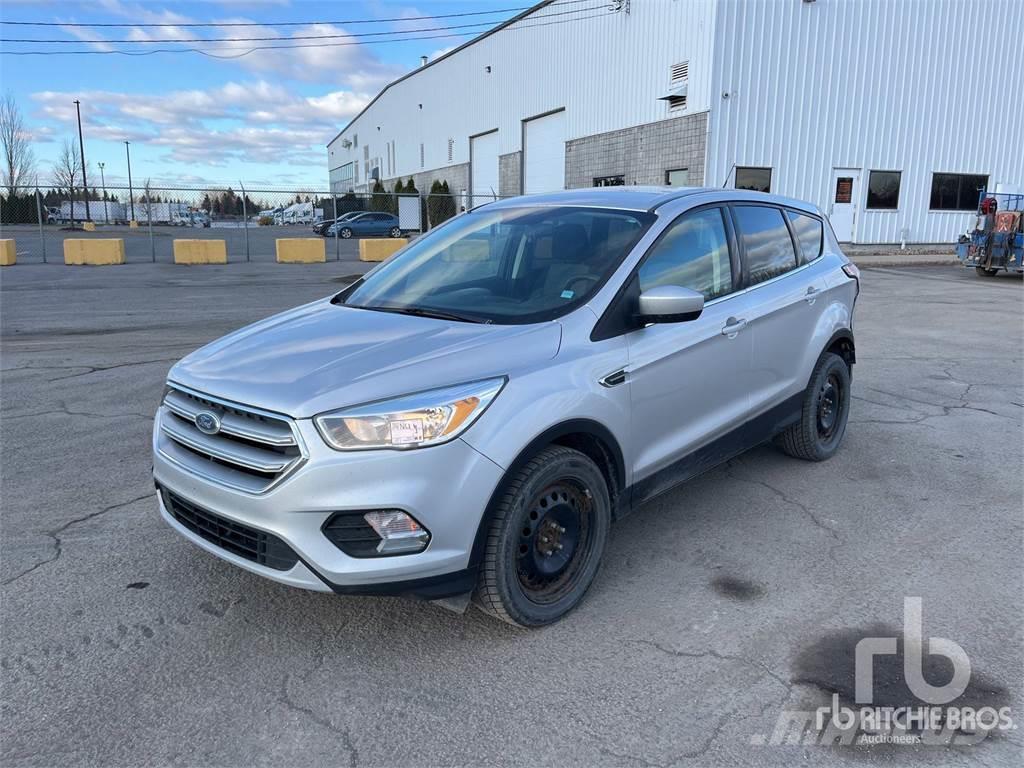 Ford ESCAPE Caja abierta/laterales abatibles