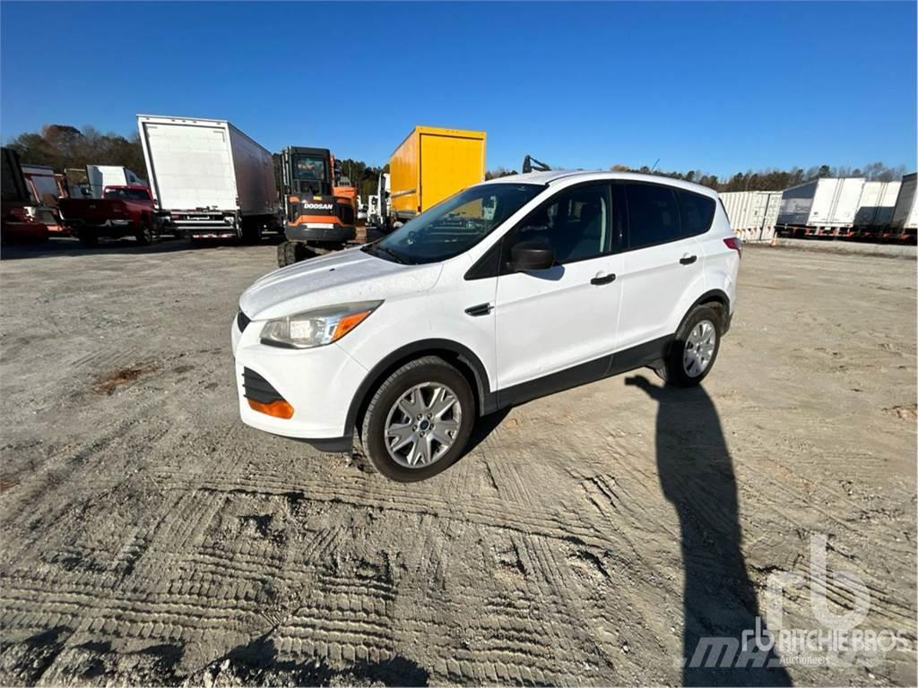 Ford ESCAPE Caja abierta/laterales abatibles