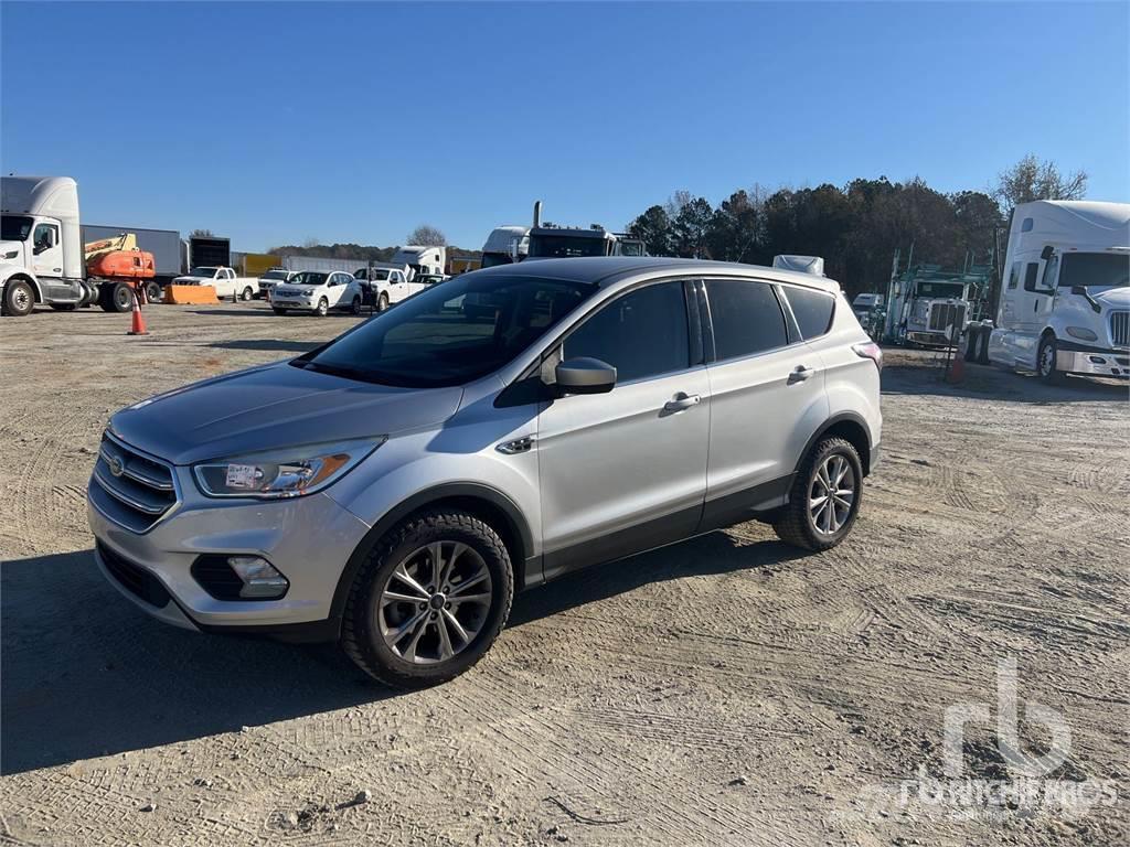 Ford ESCAPE Caja abierta/laterales abatibles