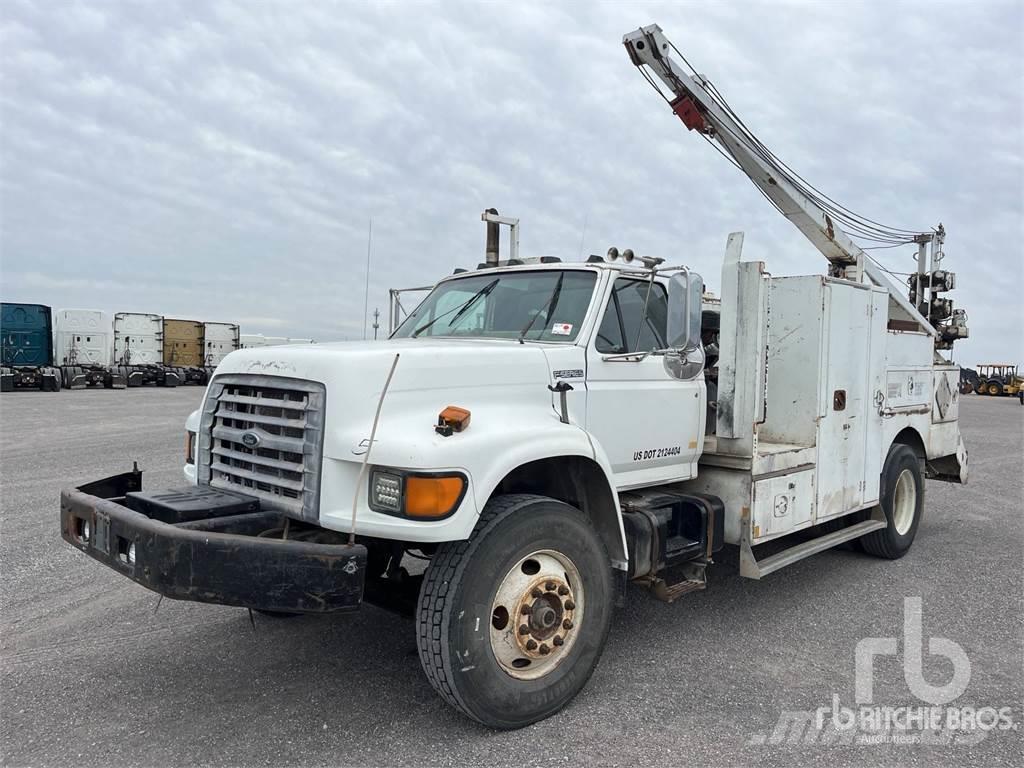 Ford F800 Vehículos municipales multiusos