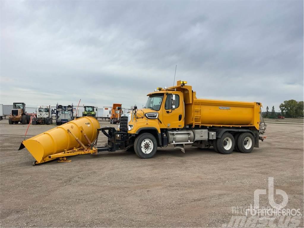 Freightliner 114SD Hojas y cuñas quitanieves