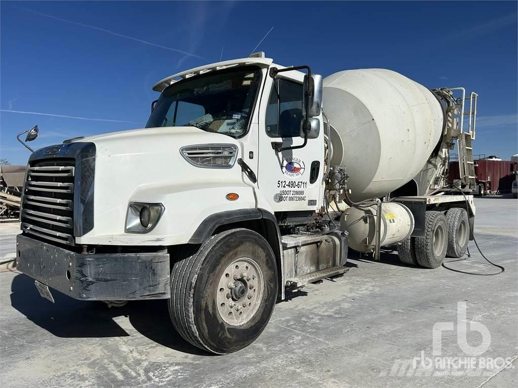 Freightliner 114SD Camiones de concreto