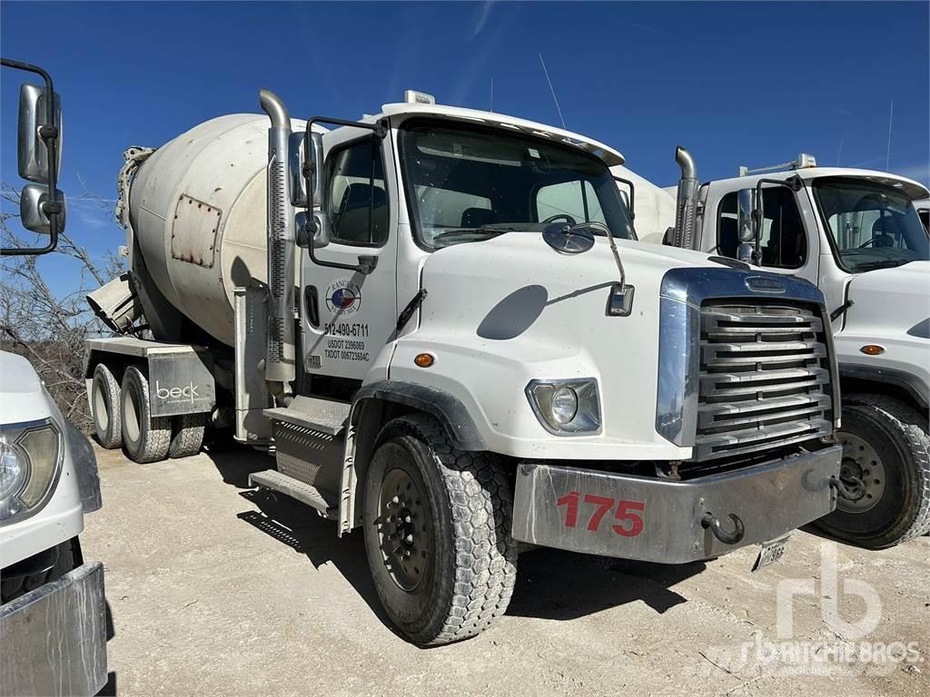 Freightliner 114SD Camiones de concreto