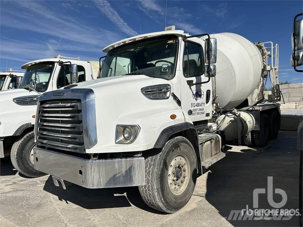 Freightliner 114SD Camiones de concreto