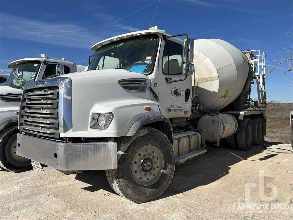 Freightliner 114SD Camiones de concreto